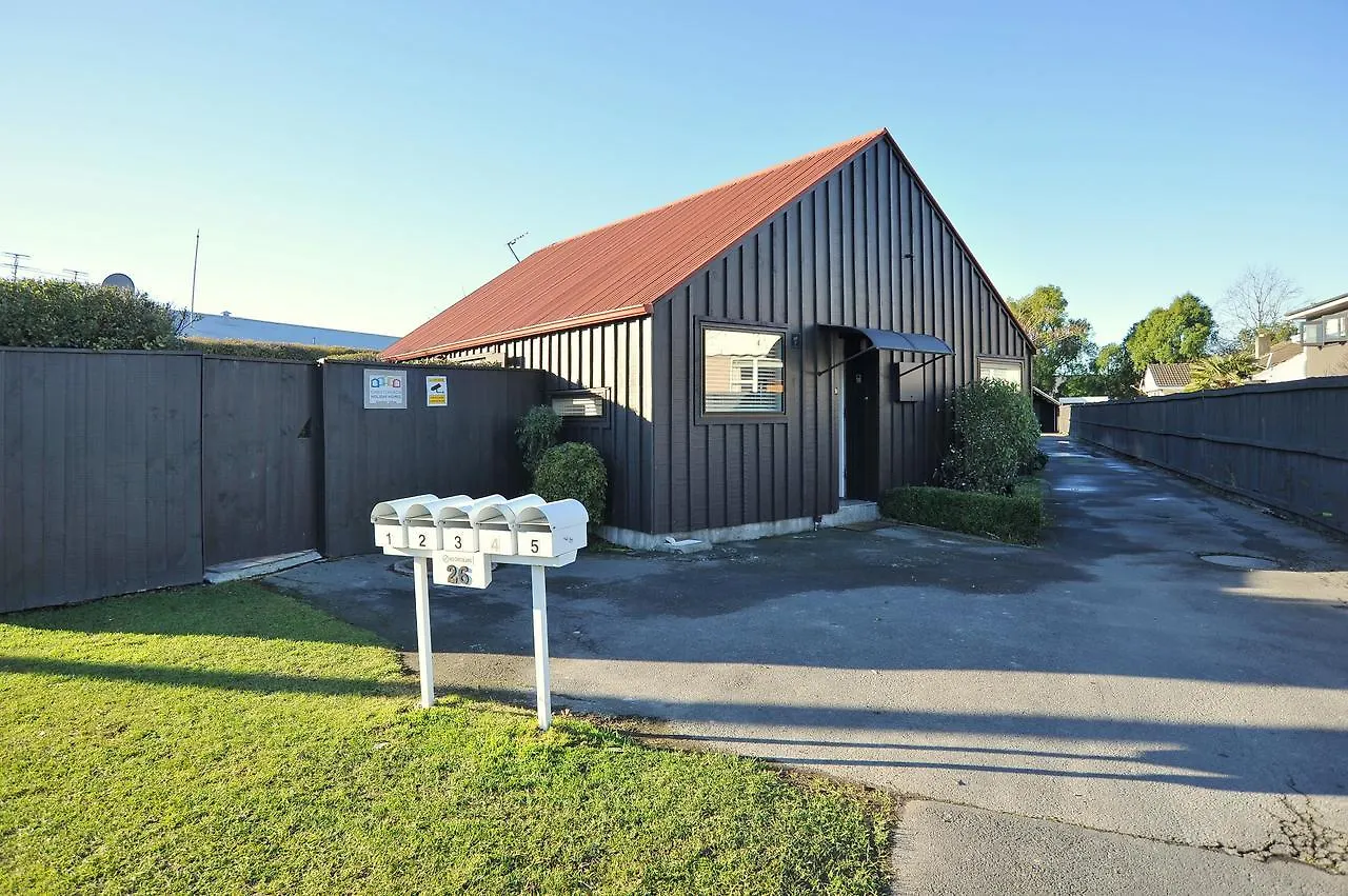 Gordon Villa 1 - Christchurch Holiday Homes New Zealand